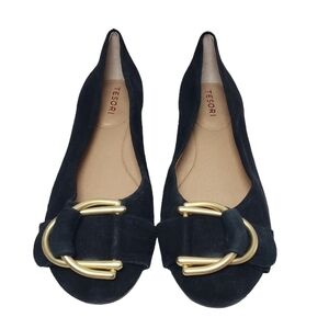 Tesori Black Slip On Closed Toe Flats Gold Buckle Sz 7M